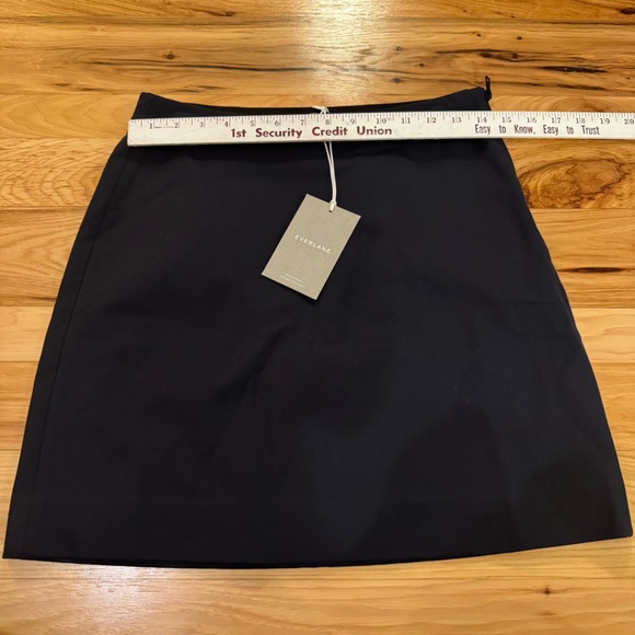 NWT Everlane The Dream Mini Skirt in Navy - Picture 10 of 11